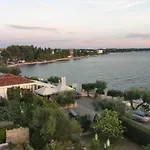 Apartments Lara