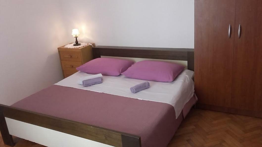 Lara Apartmán